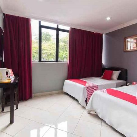 Puteri Ampang Hotel Bagian luar foto
