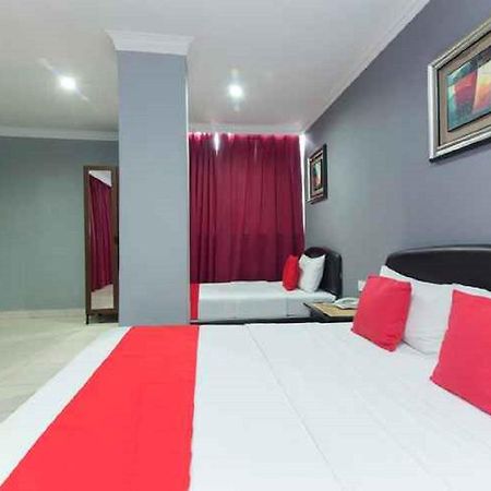 Puteri Ampang Hotel Bagian luar foto