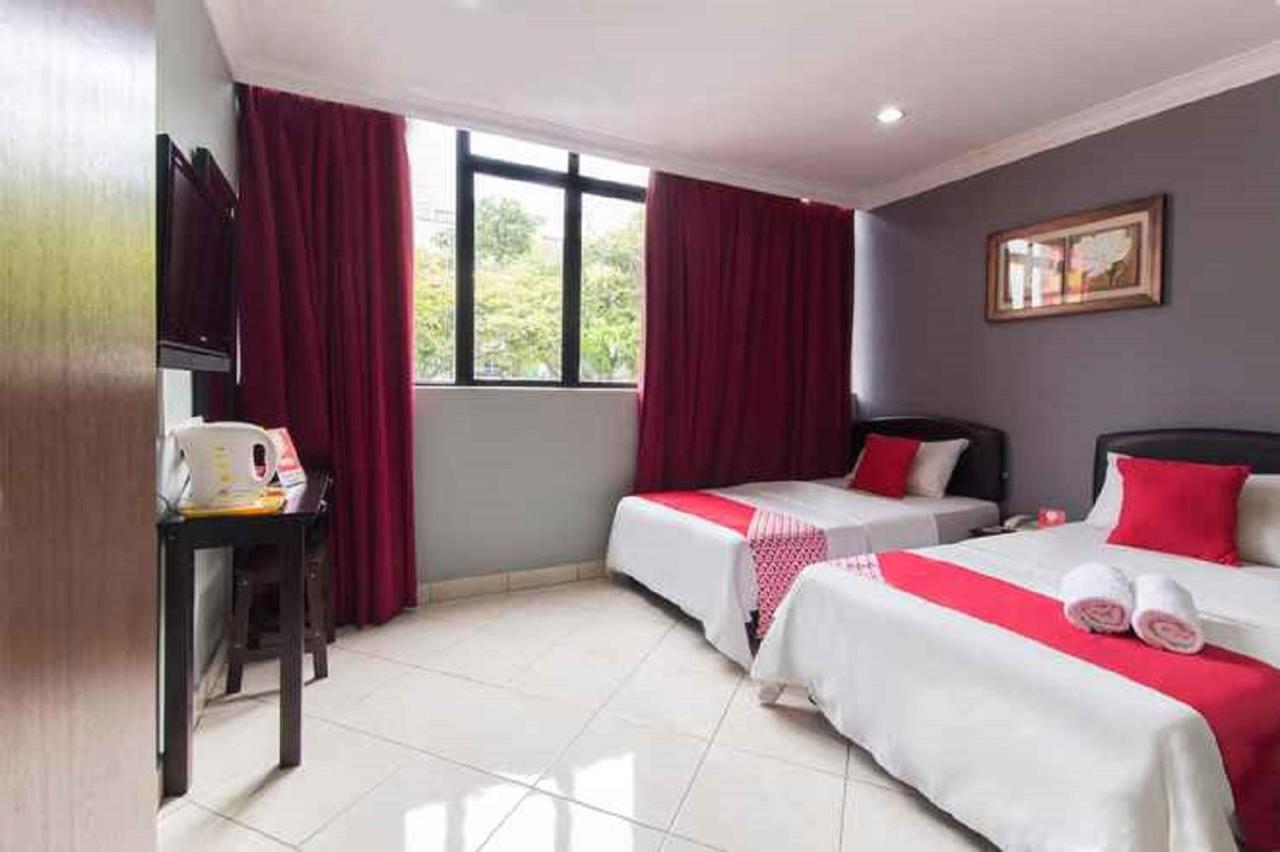 Puteri Ampang Hotel Bagian luar foto