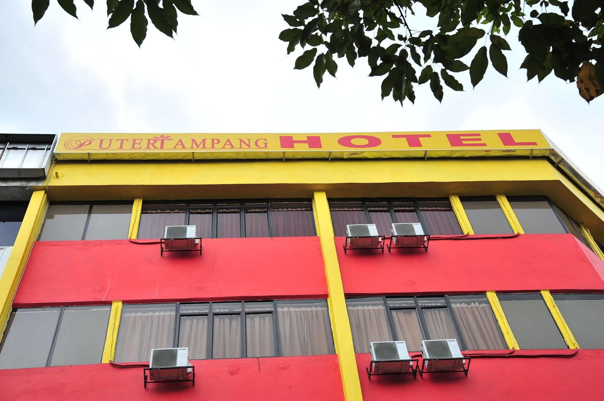 Puteri Ampang Hotel Bagian luar foto