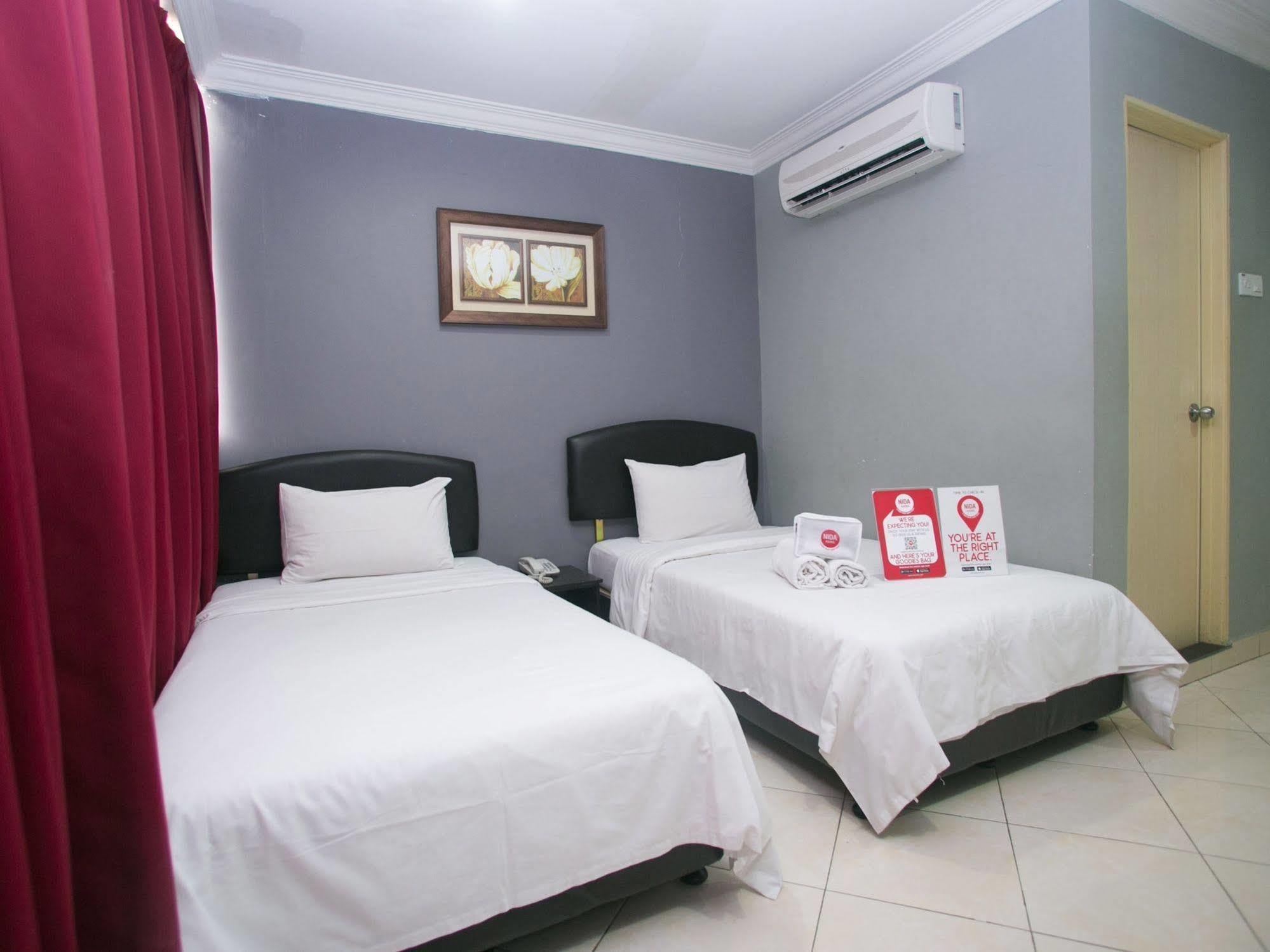 Puteri Ampang Hotel Bagian luar foto