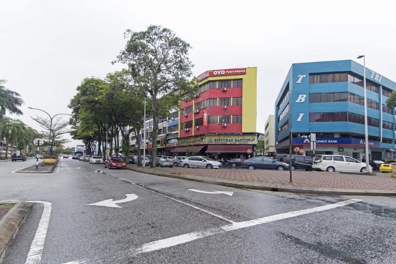 Puteri Ampang Hotel Bagian luar foto