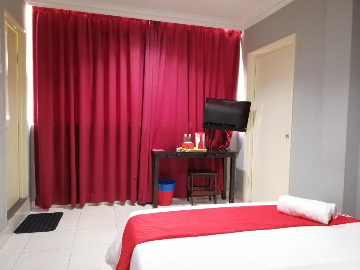 Puteri Ampang Hotel Bagian luar foto